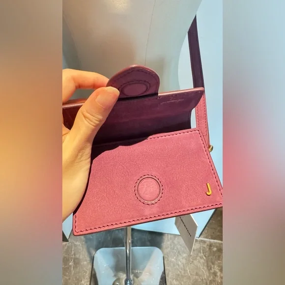 Jacquemus Le Petit Bambino Mini Bag in Burgundy - Picture 9 of 14